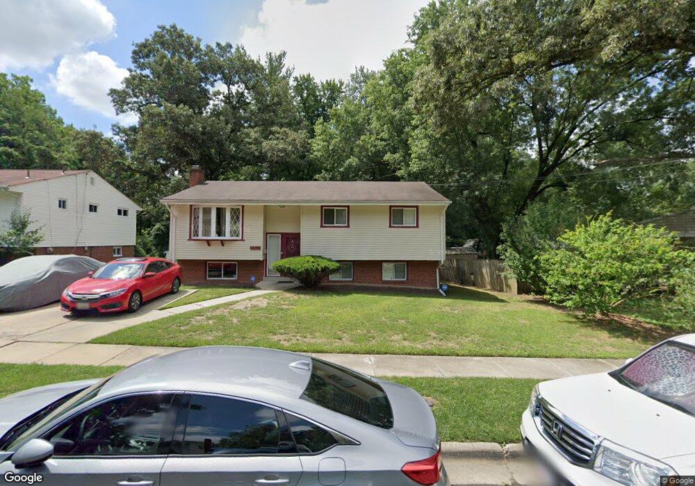 9303 Rolling View Dr, Lanham, MD 20706 - photo 1