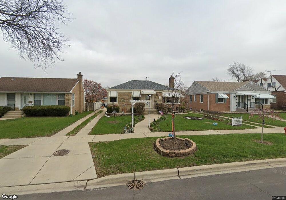 1633 Portsmouth Ave, Westchester, IL 60154 - photo 1