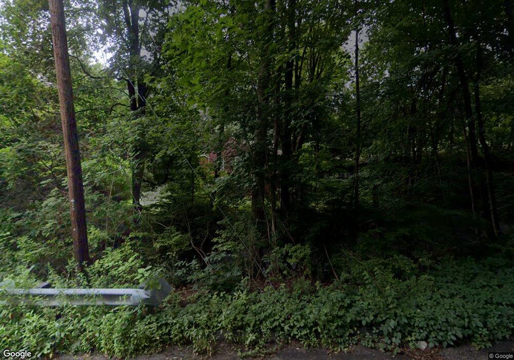 2 Covered Bridge Rd, Newtown, CT 06470 - photo 1