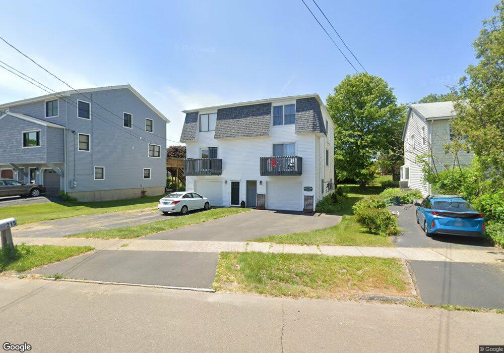 217 Short Beach Rd, Stratford, CT 06615 - photo 1