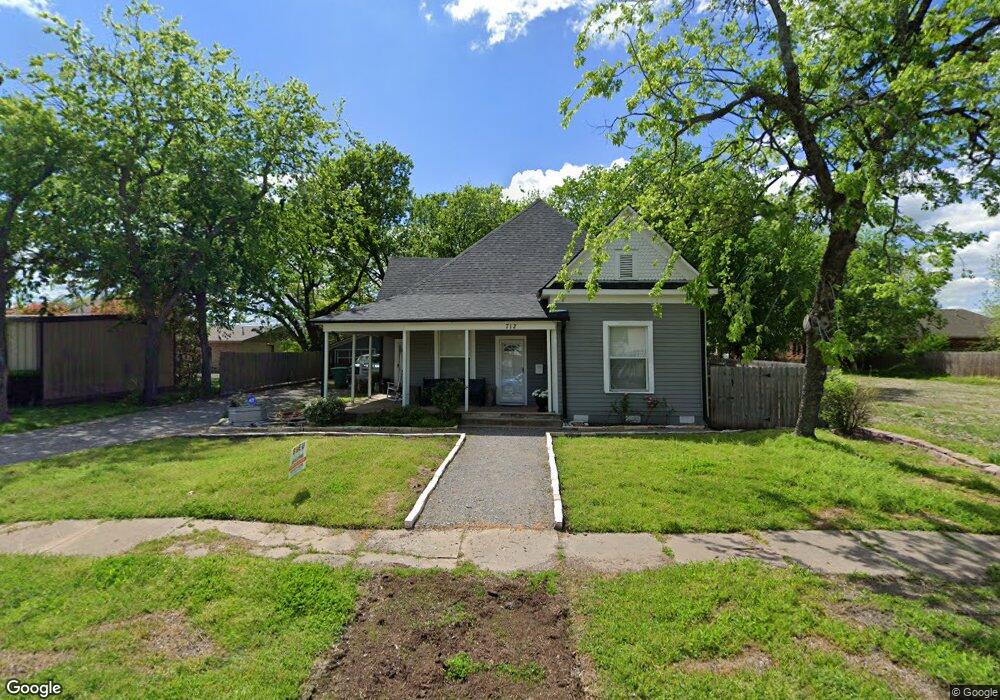 712 N Walnut St, Sherman, TX 75090 - photo 1