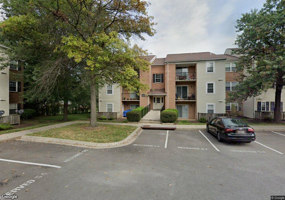 18334 Streamside Dr unit 301, Gaithersburg, MD 20879 - photo 1