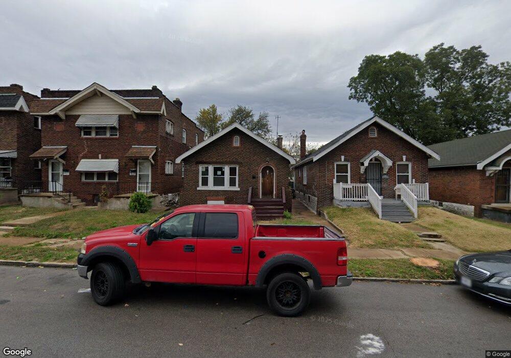 4651 Lee Ave, Saint Louis, MO 63115 - photo 1