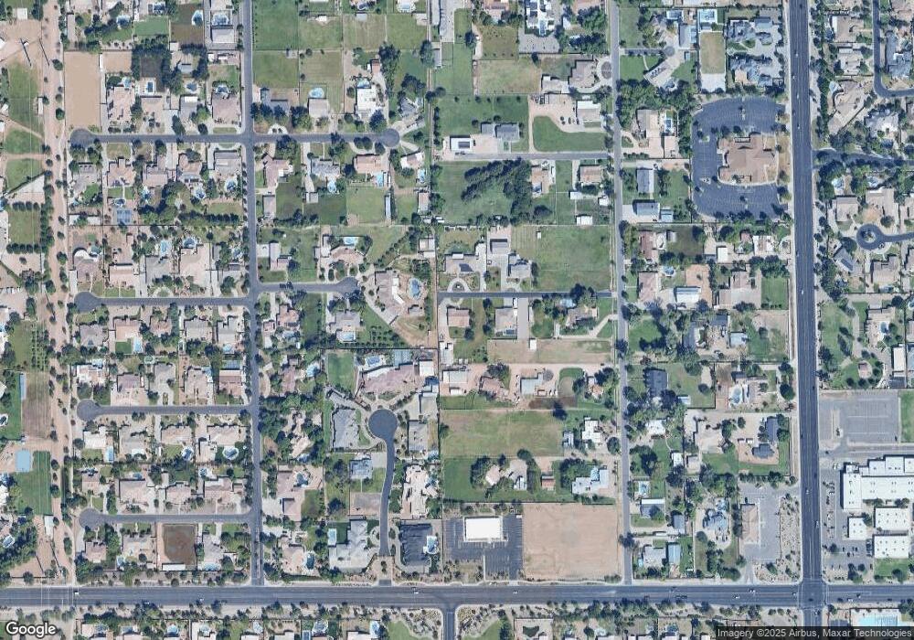 2203 E Park Ave, Gilbert, AZ 85234 - photo 1