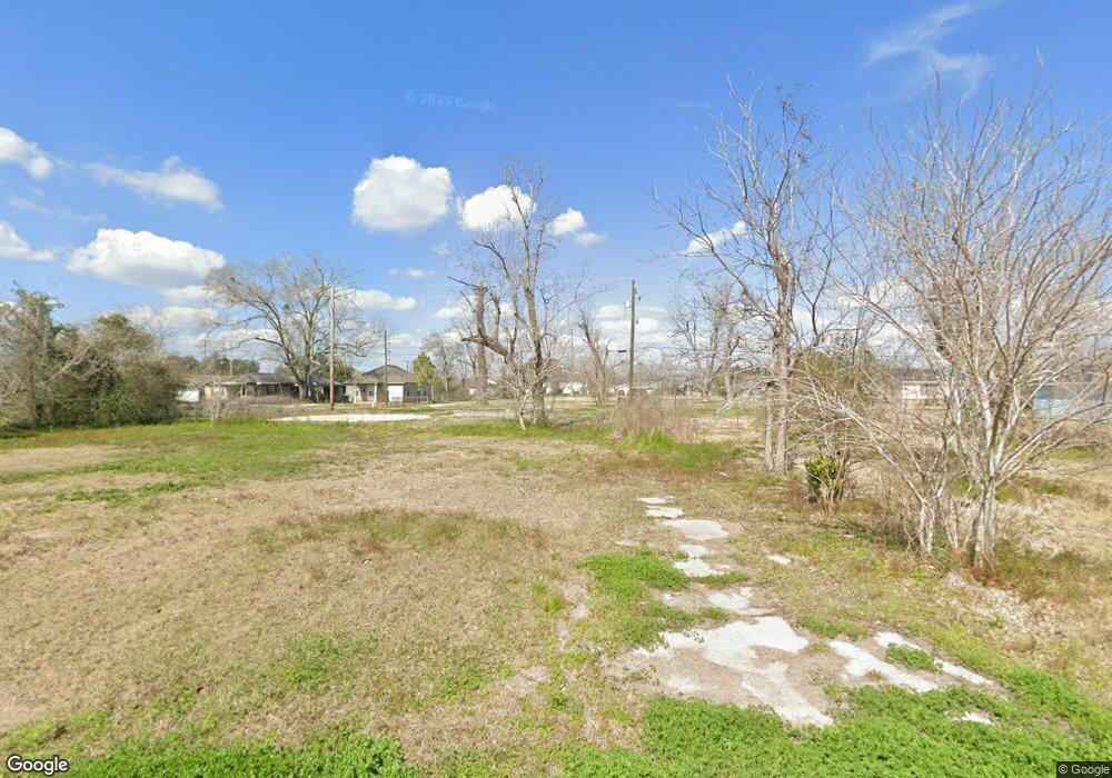 2125 Maynard St, Lake Charles, LA 70601 - photo 1