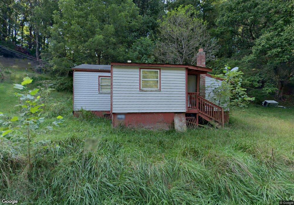 180 Cedar Ln, Pulaski, VA 24301 - photo 1