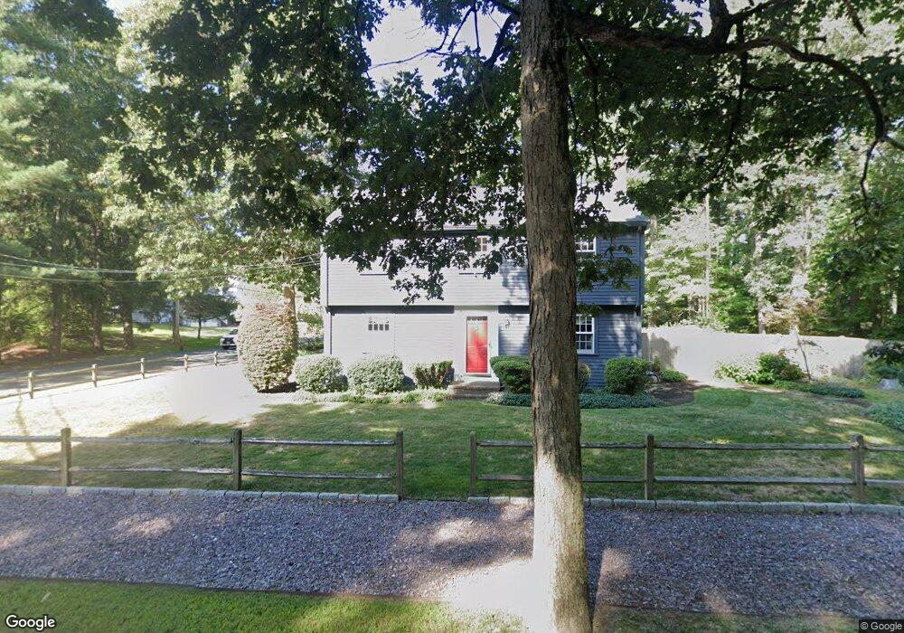 263 Cushing St, Hingham, MA 02043 - photo 1