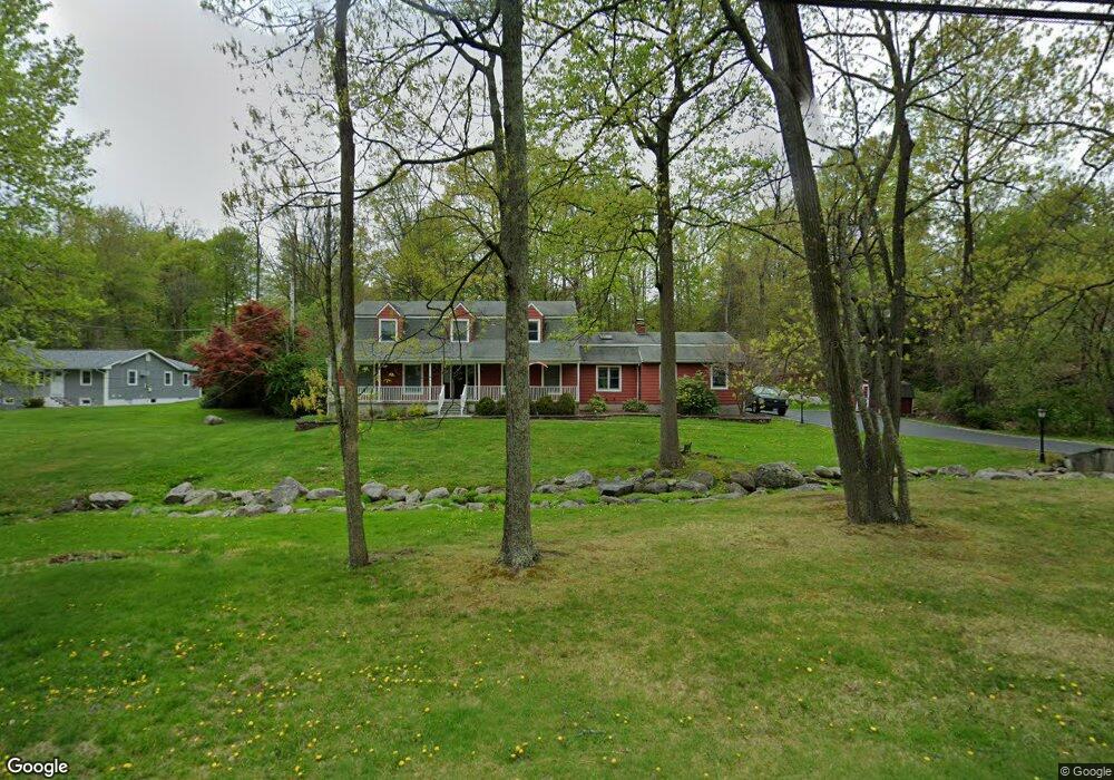 2881 Hemlock St, Yorktown Heights, NY 10598 - photo 1