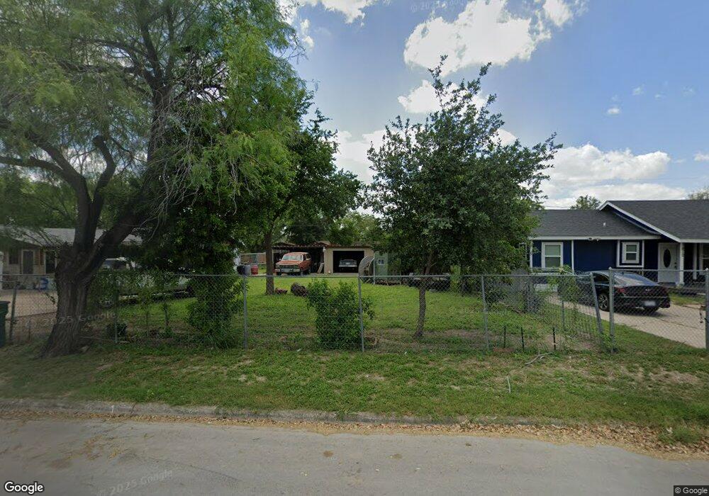 814 E Eller Ave, Pharr, TX 78577 - photo 1