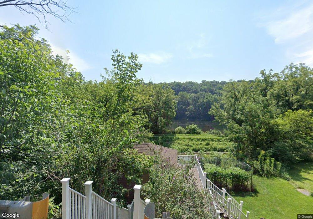 905 S Delaware Dr, Easton, PA 18042 - photo 1