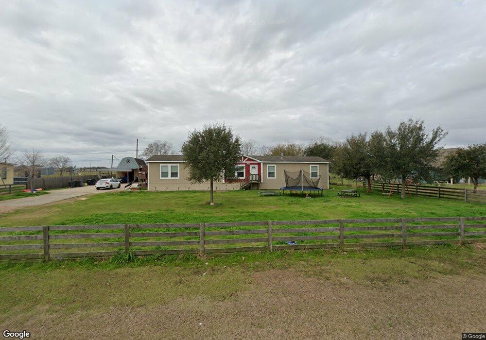 10402 Harry Dr, Needville, TX 77461 - photo 1