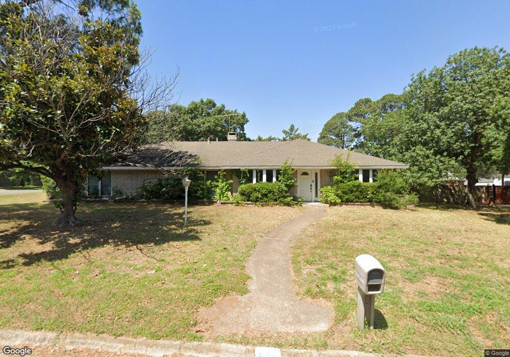 1816 Southridge Dr, Denton, TX 76205 - photo 1