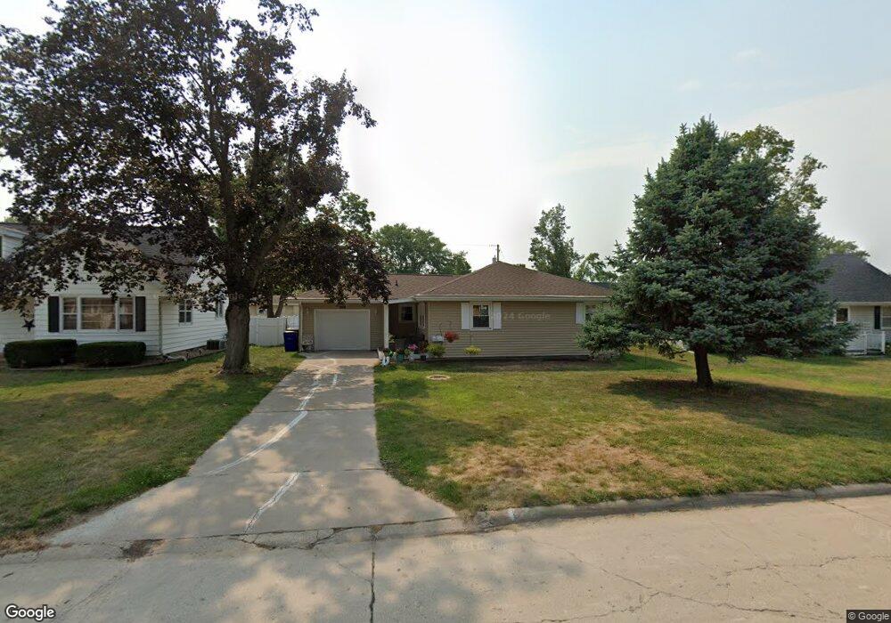 1908 Cach Ln SW, Cedar Rapids, IA 52404 - photo 1