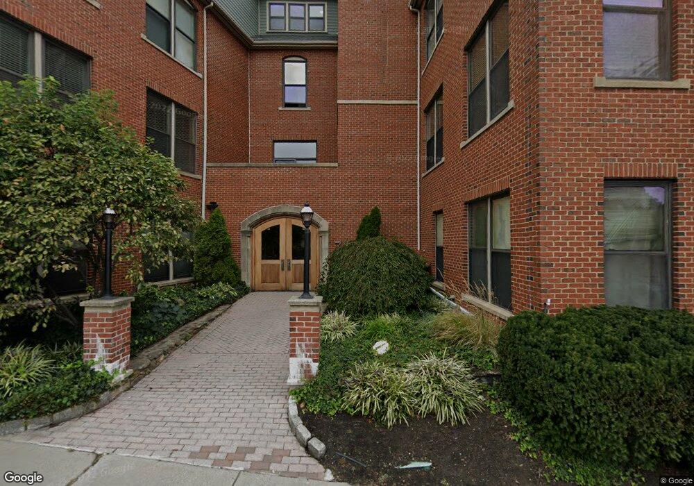 74 Kent St unit CB, Brookline, MA 02445 - photo 1