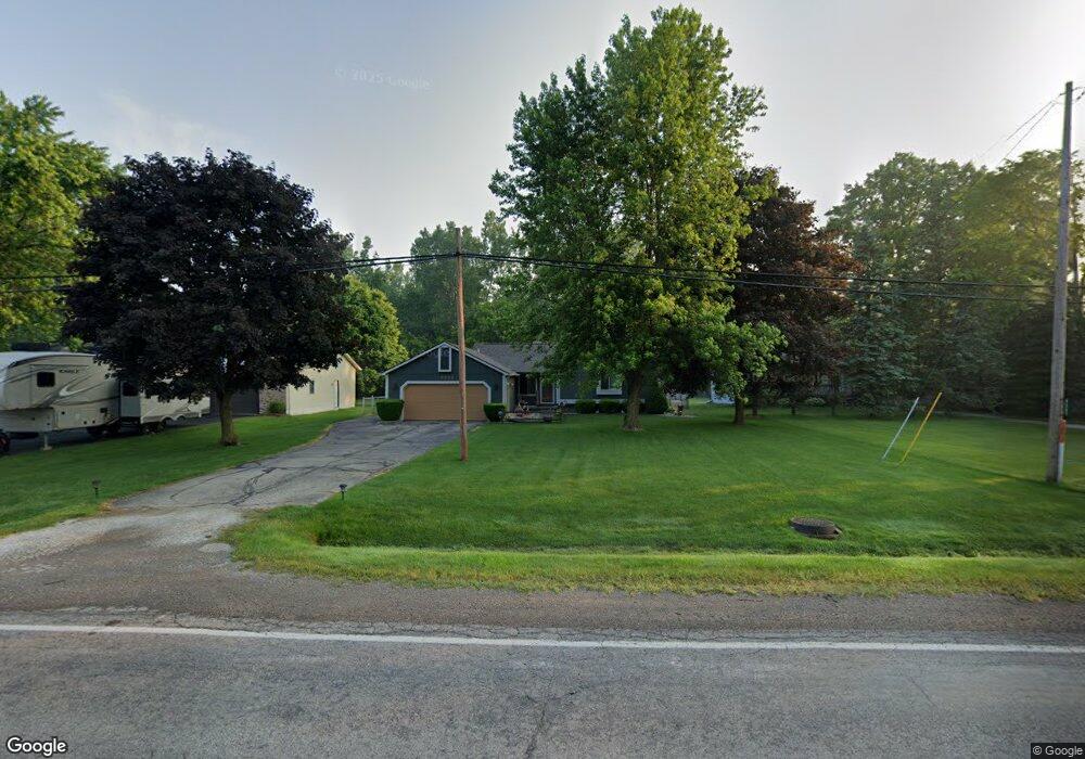 5251 E Carpenter Rd, Flint, MI 48506 - photo 1