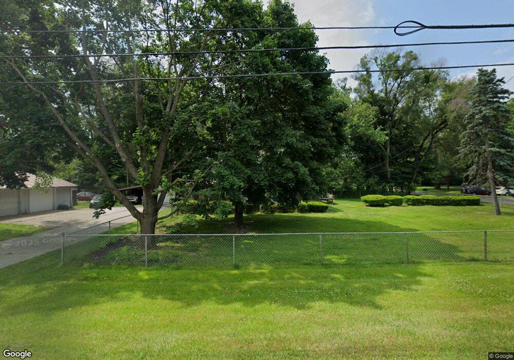 19152 Darden Rd, South Bend, IN 46637 - photo 1