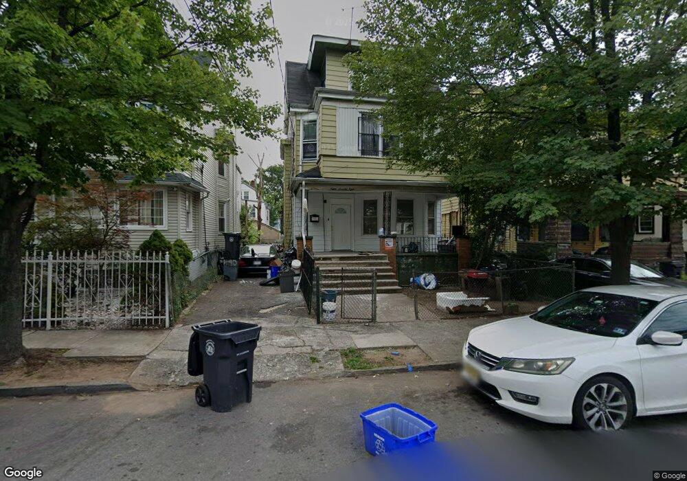 878 S 19th St unit Apartment 3th Floor, Newark, NJ 07108 - photo 1