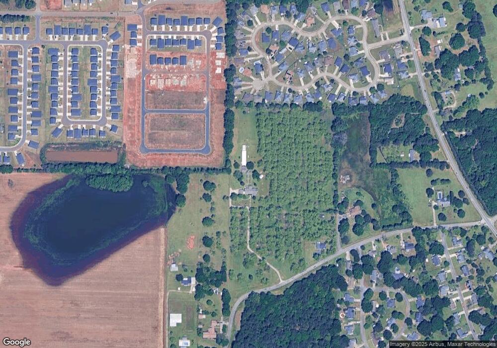 133 Giles Rd, Warner Robins, GA 31093 - photo 1