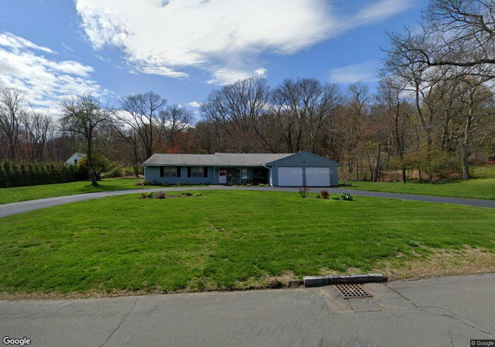 5 Mohawk Dr, Framingham, MA 01701 - photo 1