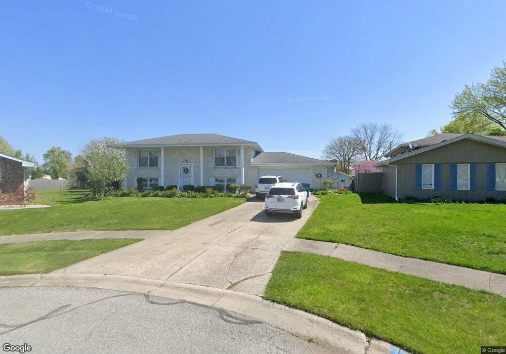 9507 Lincoln Ct, Crown Point, IN 46307 - photo 1