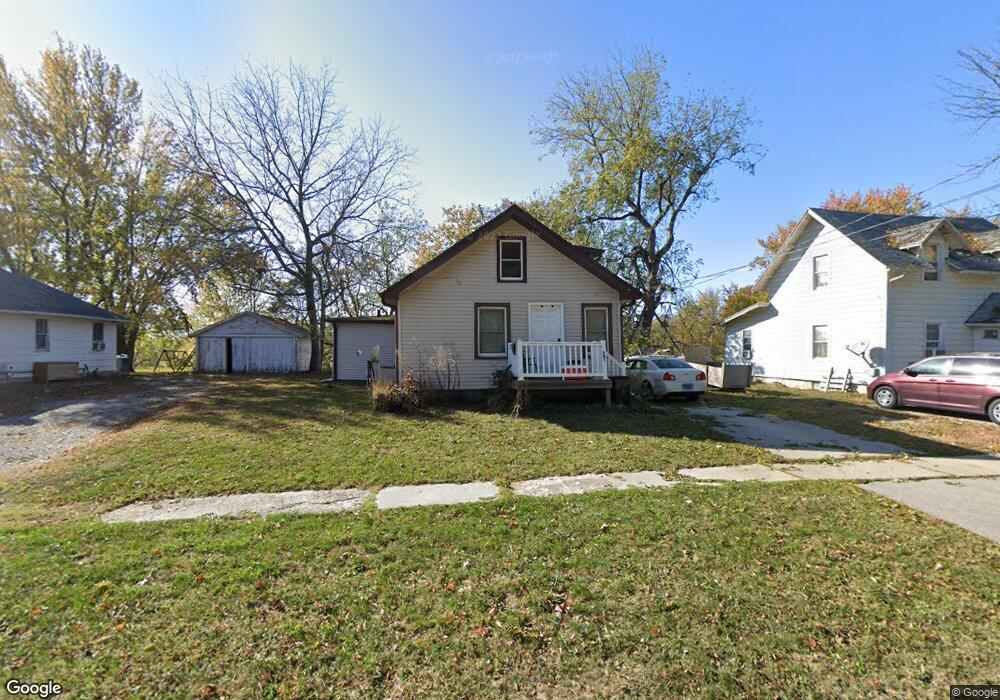 701 E 8th St S, Newton, IA 50208 - photo 1