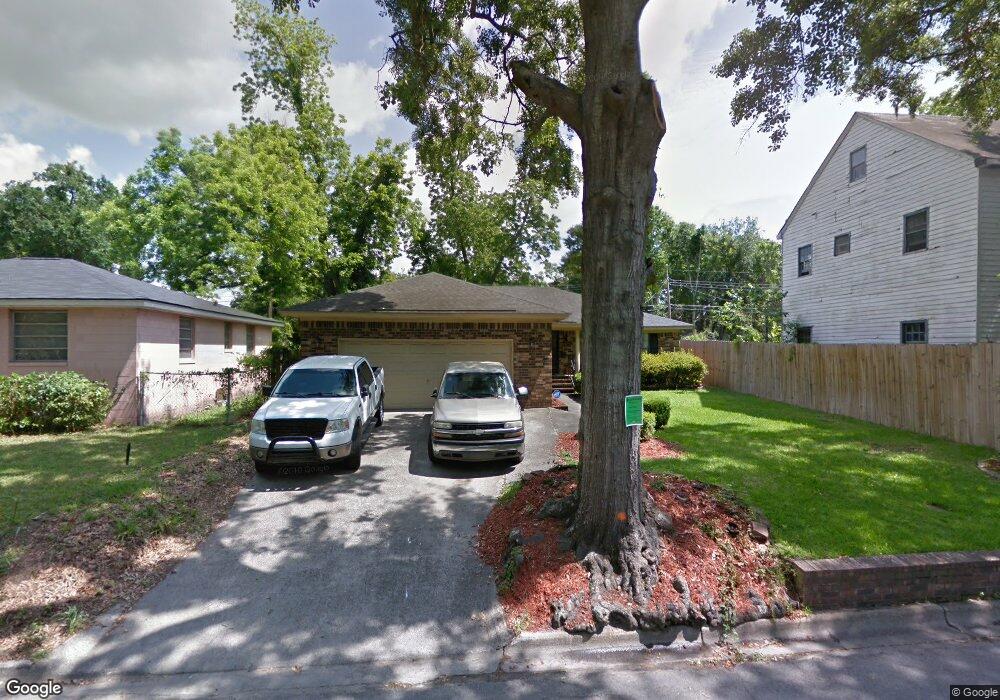 1012 W 51st St, Savannah, GA 31405 - photo 1