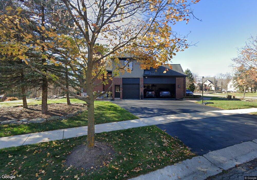 6901 Dobbs Way, West Bloomfield, MI 48322 - photo 1