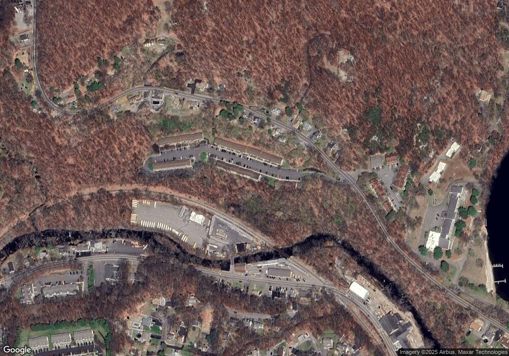 13 Treetop Ct, Bloomingdale, NJ 07403 - photo 1