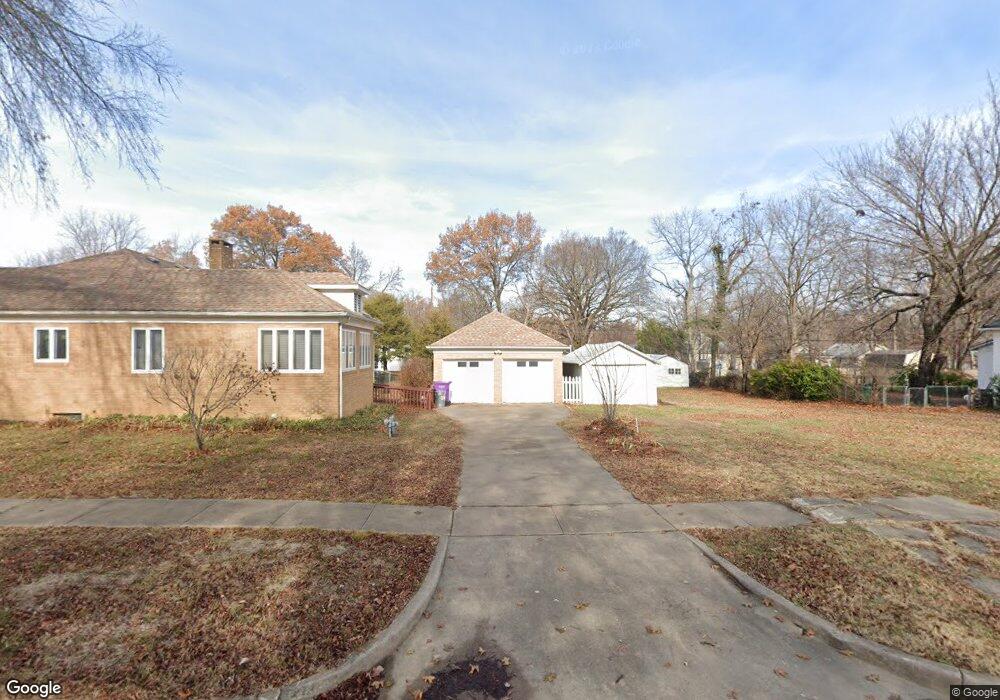 1223 Morgan Ave, Parsons, KS 67357 - photo 1