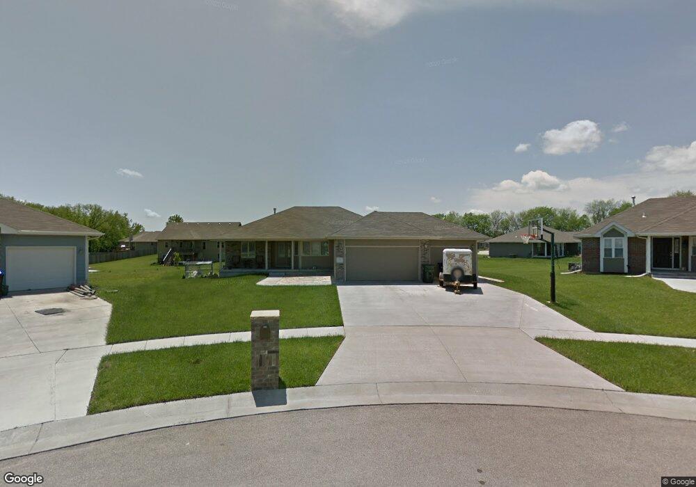 4805 SW 48th Ct, Topeka, KS 66610 - photo 1