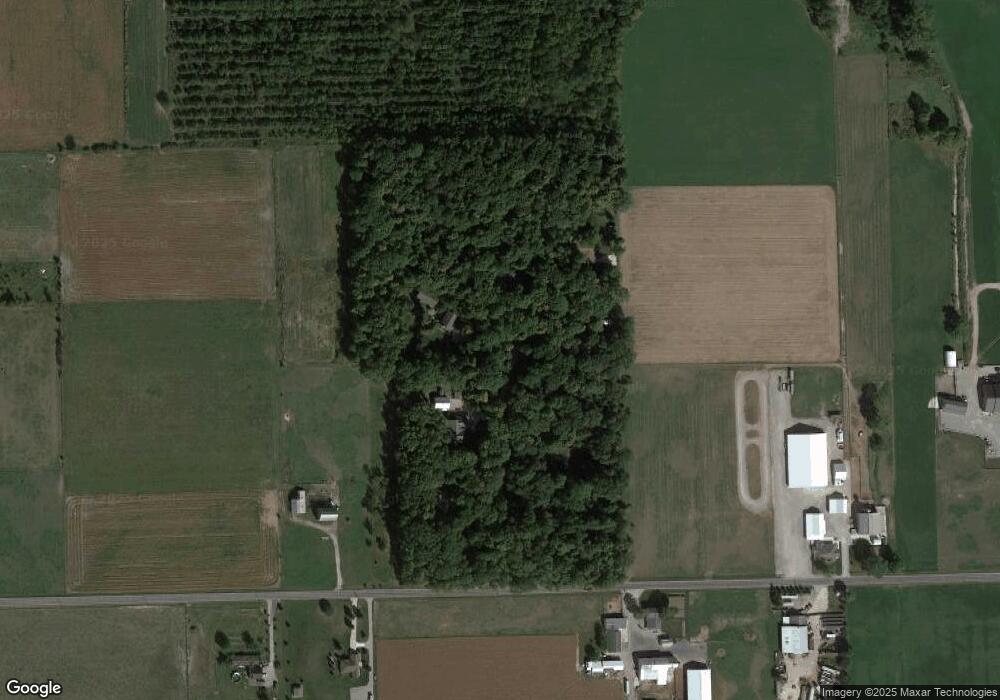 18113 Beechwood Ln, Spencerville, IN 46788 - photo 1