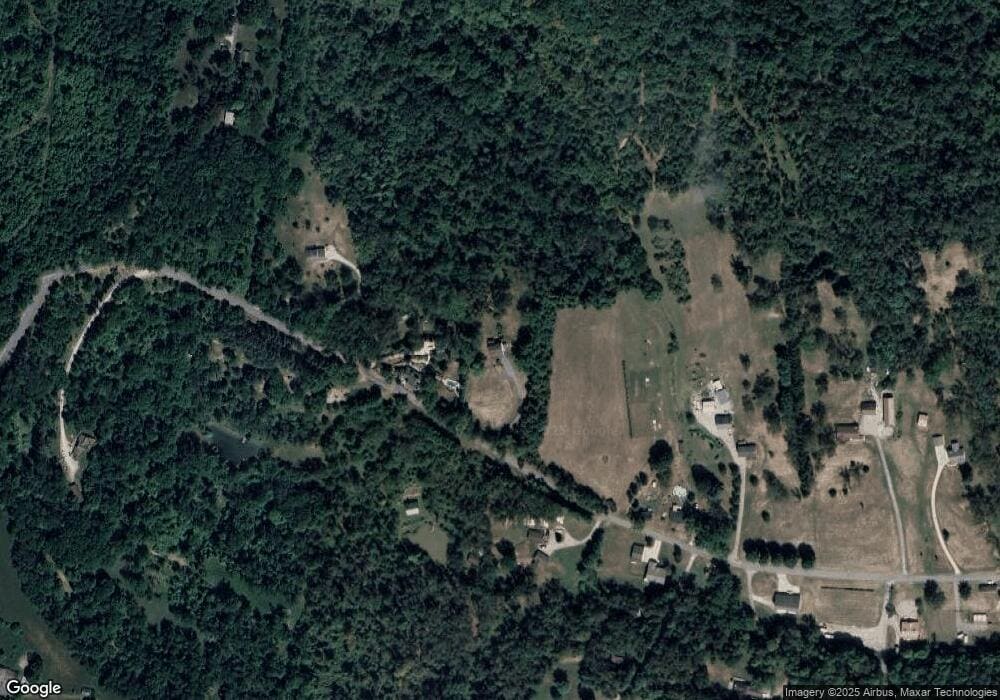 225 Roupe Rd, Eighty Four, PA 15330 - photo 1