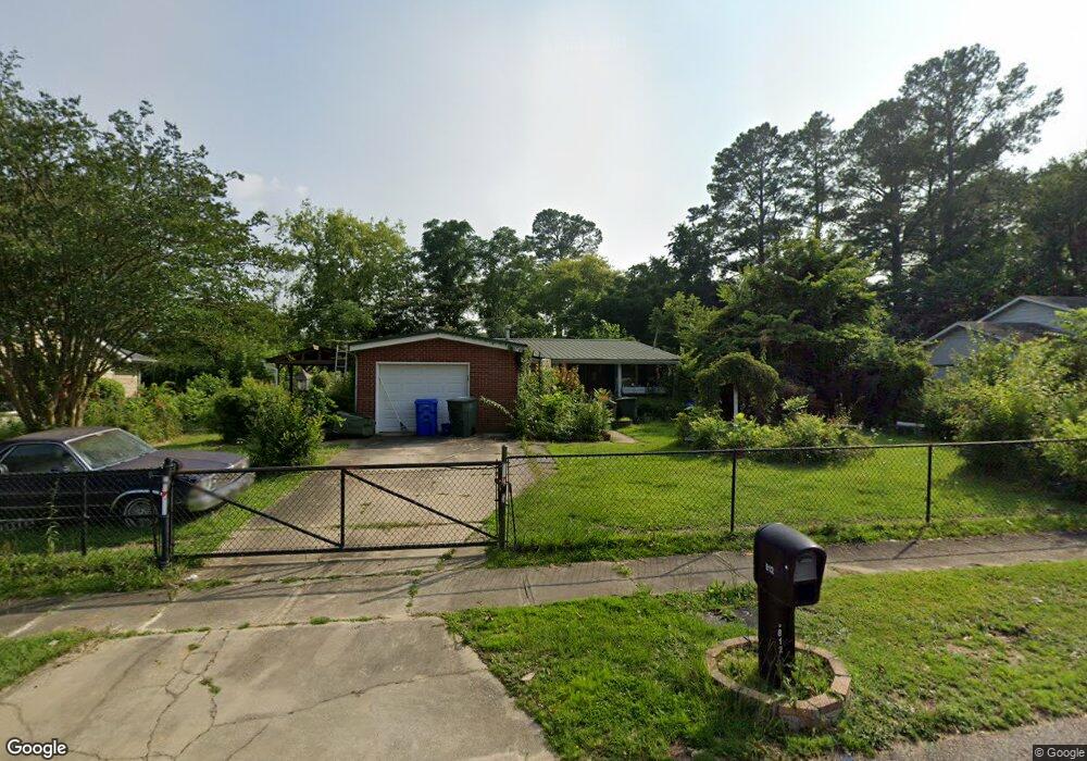 812 Montclair Rd, Fayetteville, NC 28314 - photo 1