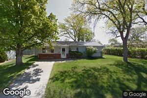 502 Henkens Dr, Chadron, NE 69337