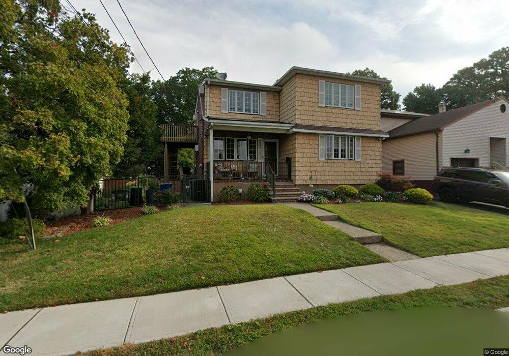 7 Redstone Ln, Lodi, NJ 07644 - photo 1