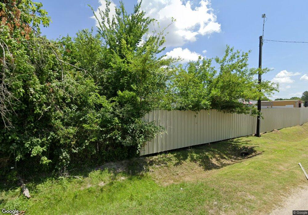 1926 De Soto St, Houston, TX 77091 - photo 1