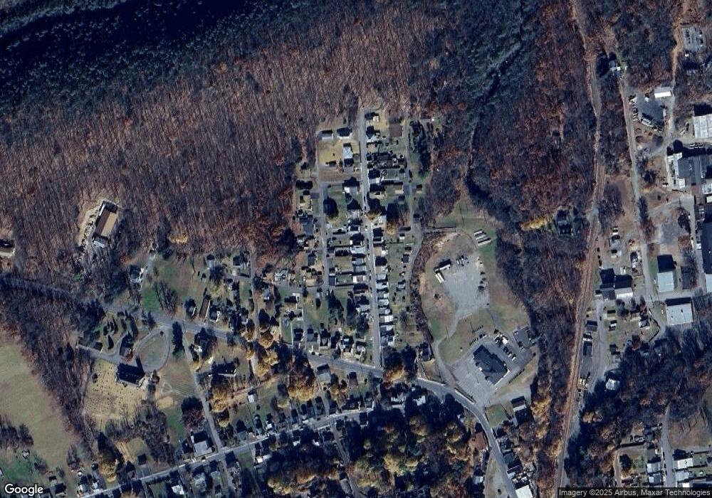 158 Lauderburn Ave, Weatherly, PA 18255 - photo 1