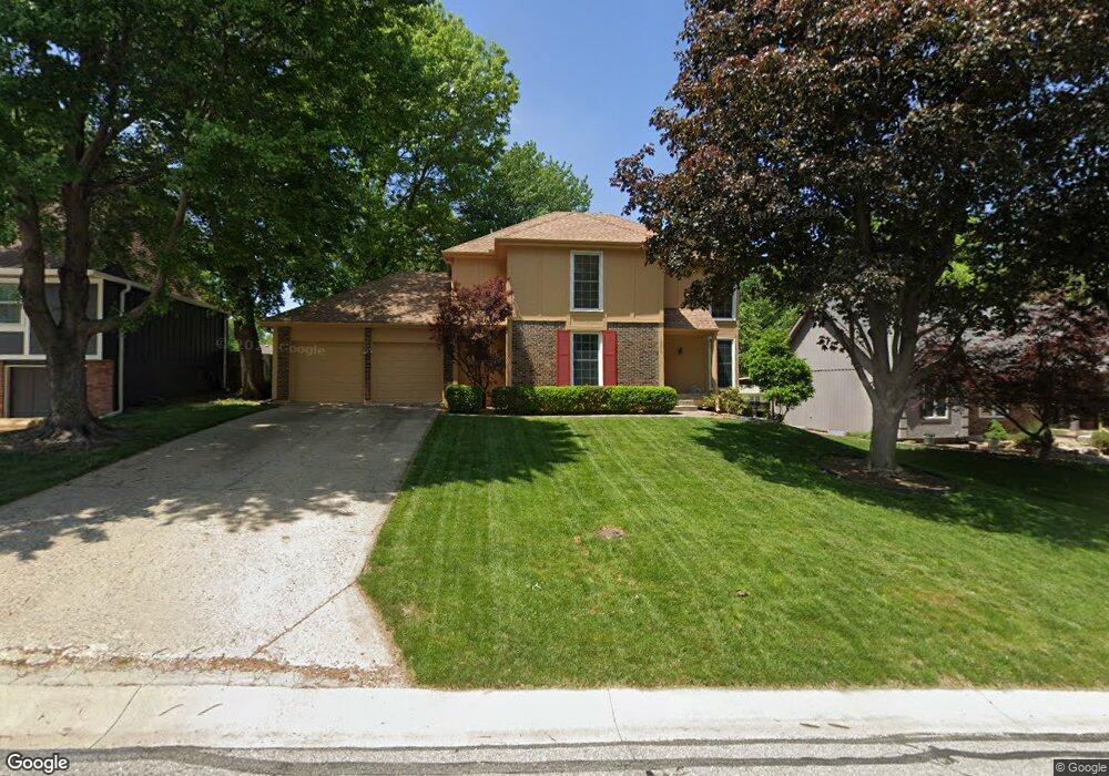 10570 Noland Rd, Lenexa, KS 66215 - photo 1