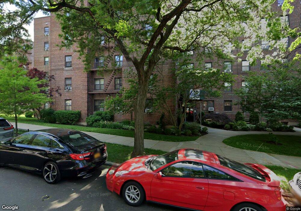 2626 141st St unit 26-26, Flushing, NY 11354 - photo 1