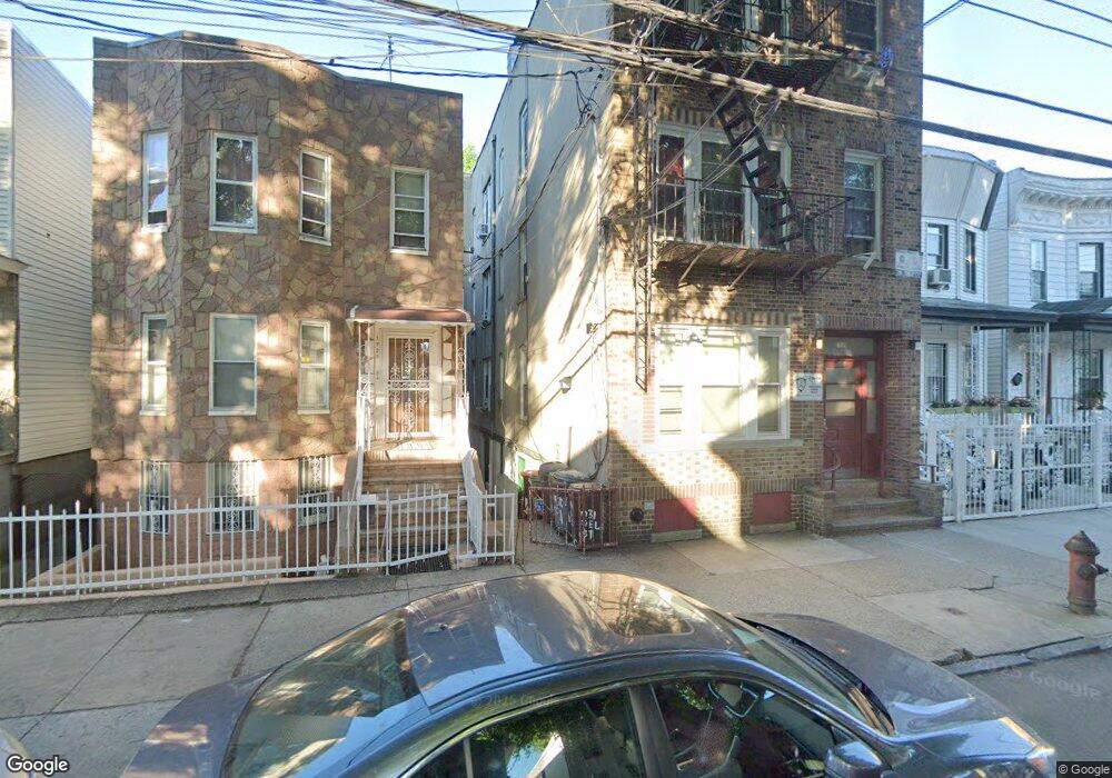 1731 Melville St, Bronx, NY 10460 - photo 1