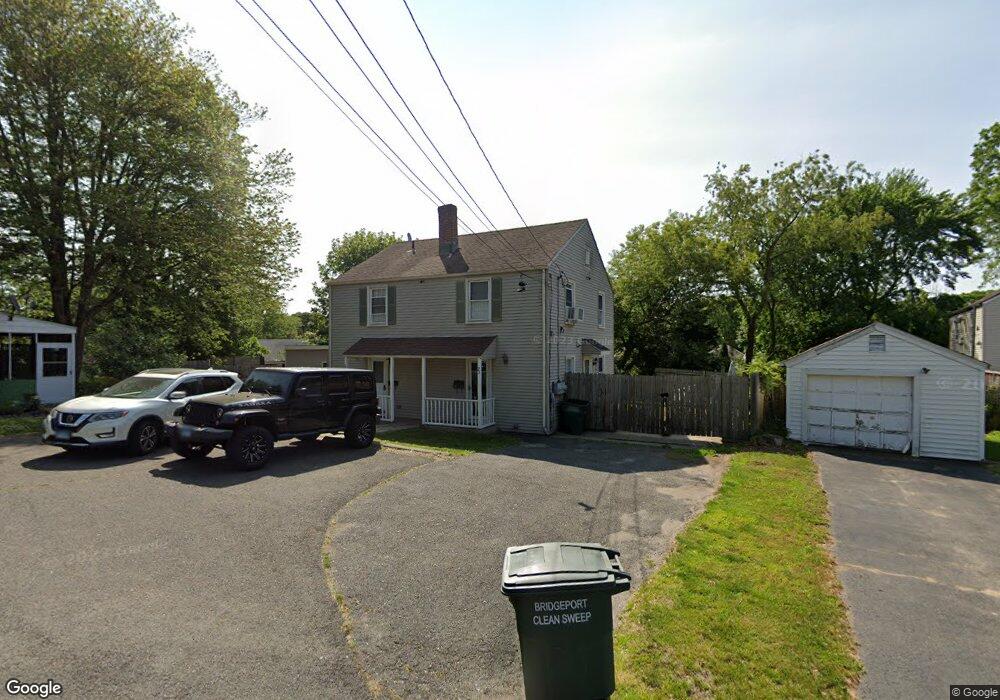 21 Knoll Place unit 23, Bridgeport, CT 06610 - photo 1