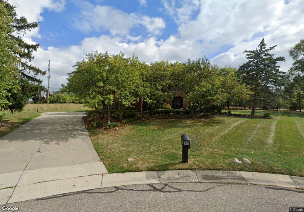 1770 Palmetto Ct, Bloomfield Hills, MI 48302 - photo 1