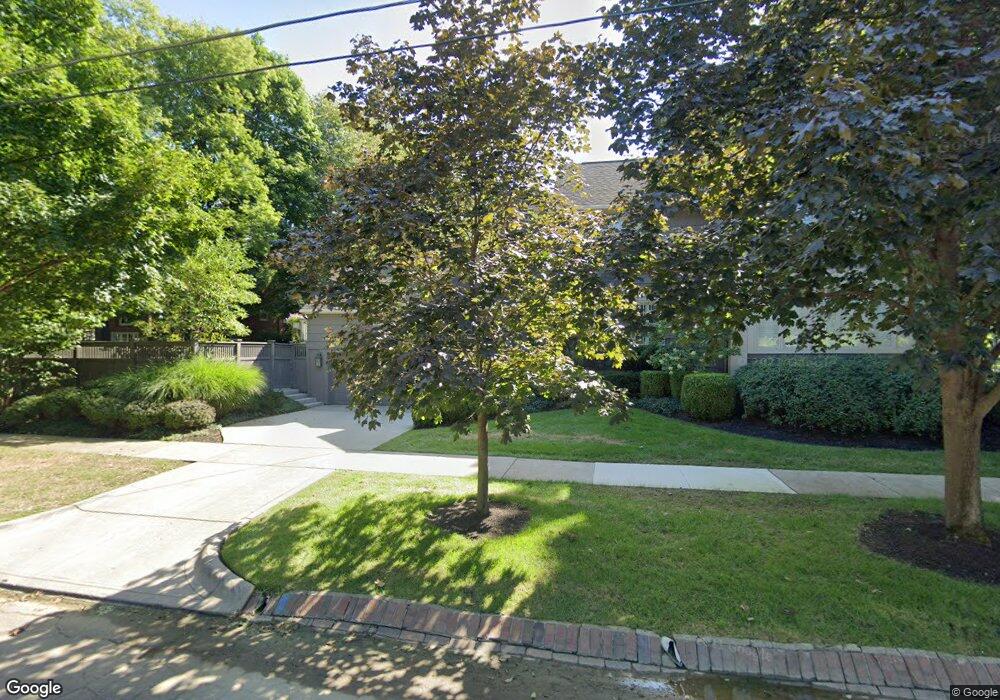 2226 Bryden Rd, Columbus, OH 43209 - photo 1