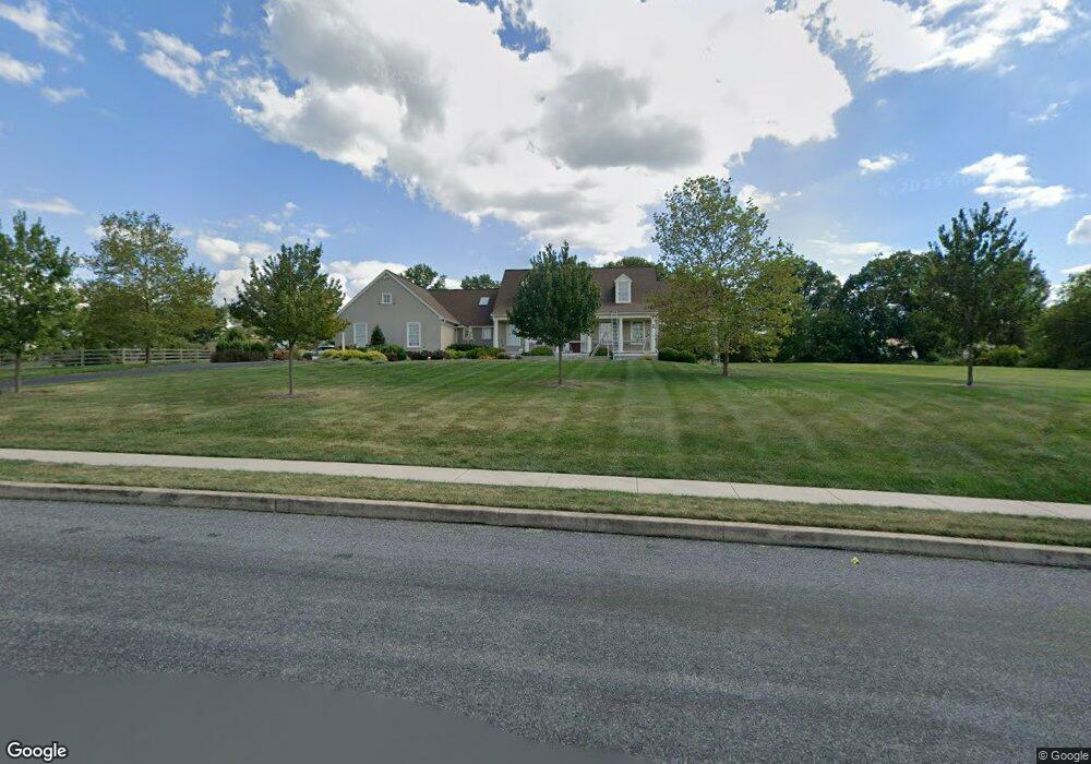 348 Alexander Dr, Telford, PA 18969 - photo 1