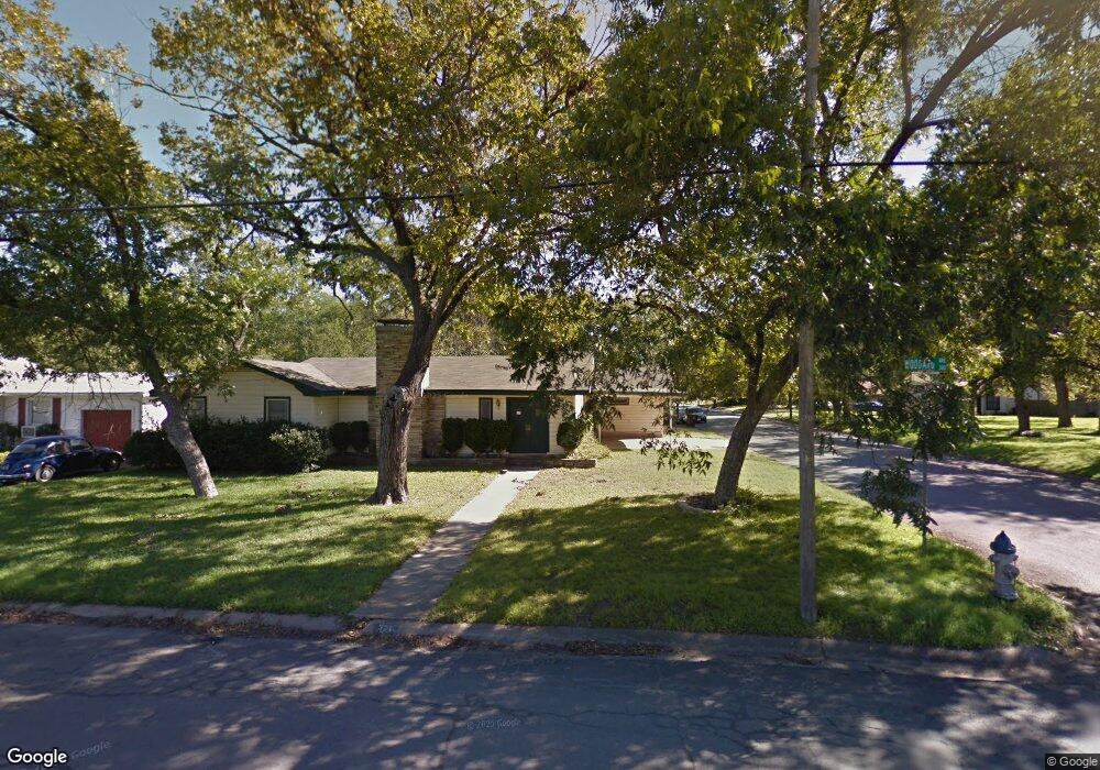 321 Woodard Ave, Cleburne, TX 76033 - photo 1