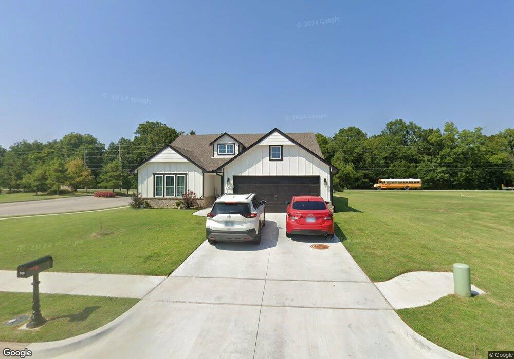 1916 E Tucson Place, Broken Arrow, OK 74011 - photo 1