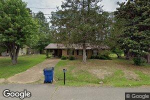 272 E Valley Dr, Pontotoc, MS 38863