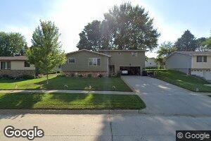 224 Oak Dr, Wayne, NE 68787