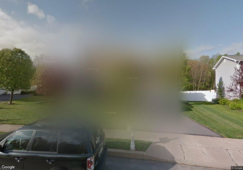 124 Blackberry Ln, Duryea, PA 18642 - photo 1