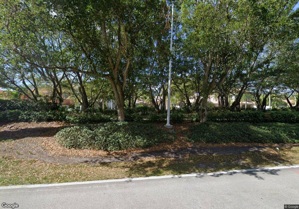 1068 Laguna Springs Dr, Weston, FL 33326 - photo 1